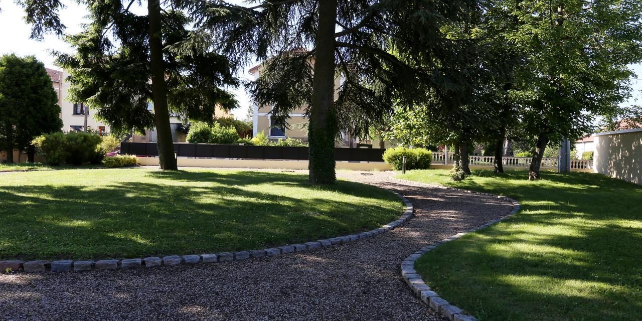 Chateau Blanchard Chazelles-sur-Lyon Exterior photo